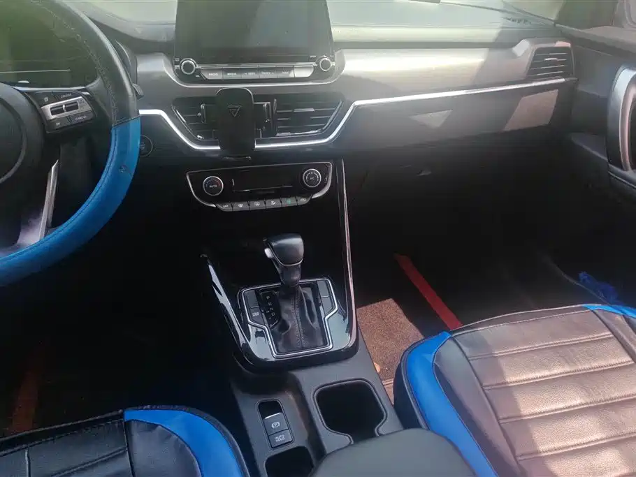 Kia Sportage 2019 2.0L Automatic Smart Luxury Edition фото 13