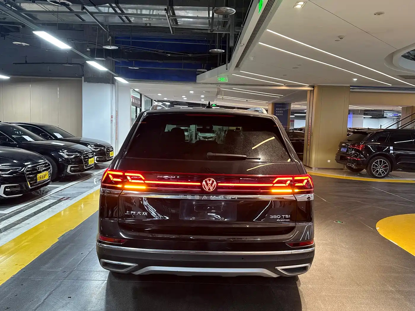 Volkswagen Teramont 2021 380TSI 4WD Premium Luxury Edition фото 12