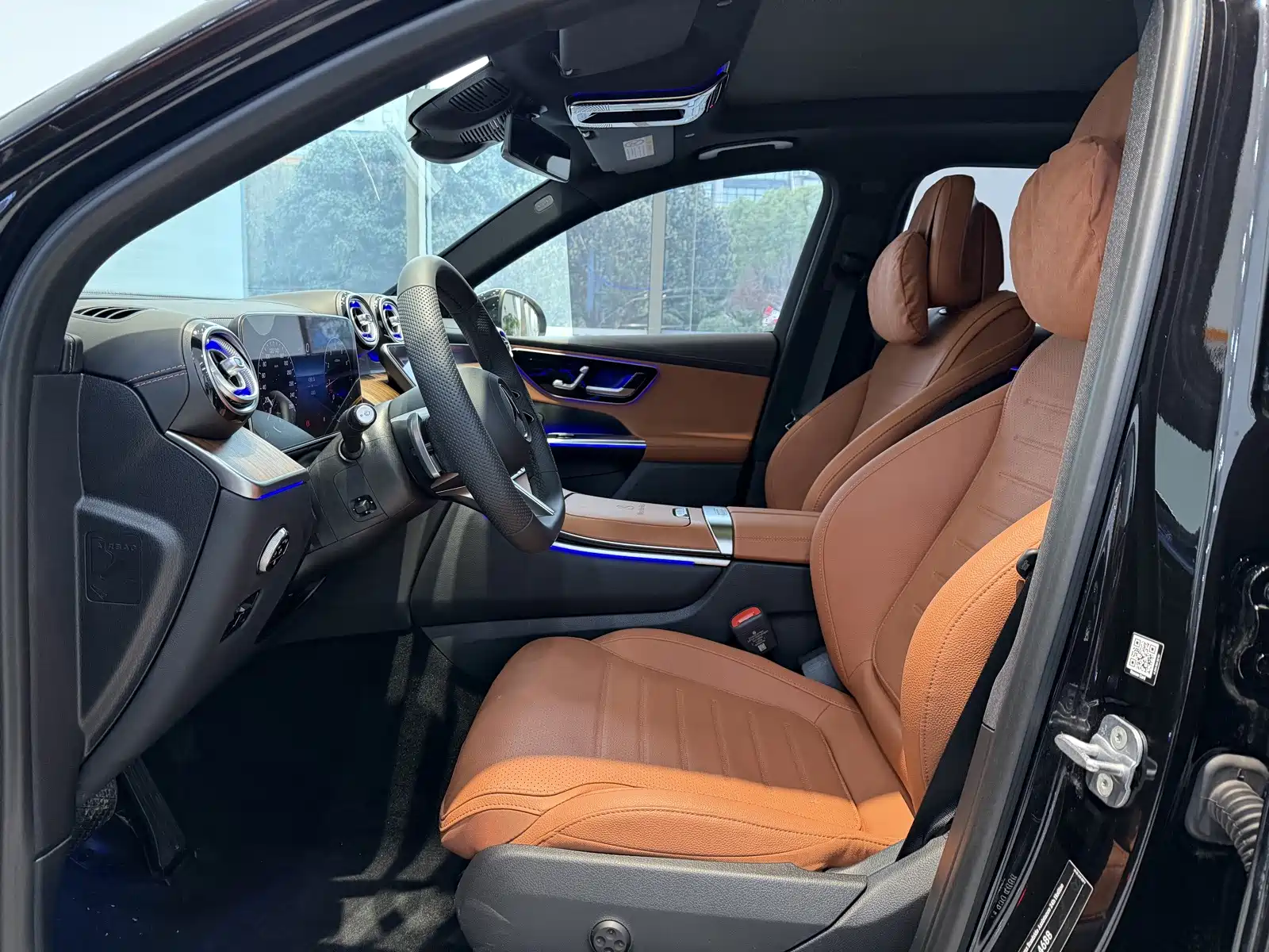 Фото 8 - Mercedes-Benz GLC