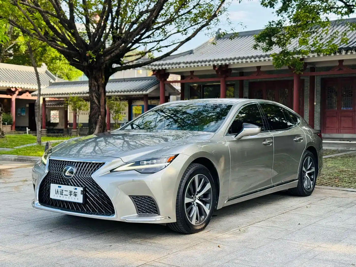 Lexus LS 2022 2021 500h Excellence Edition
