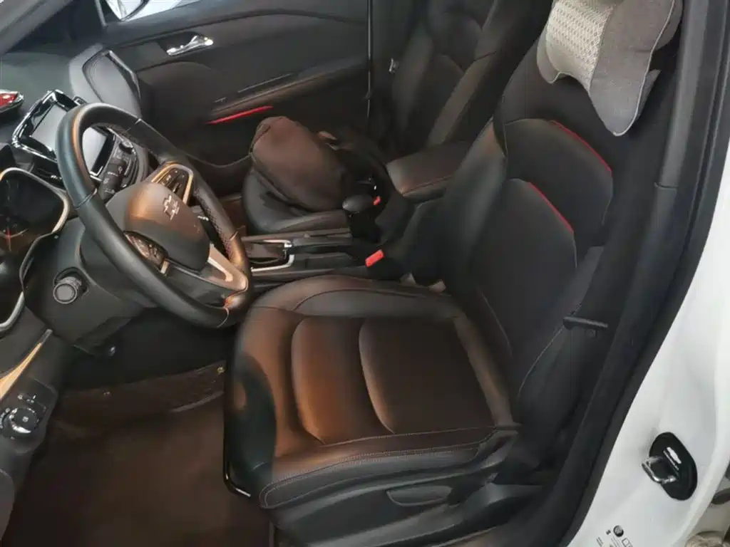 Chevrolet Monza 2019 RS 330T Auto Smooth Edition China VI фото 15