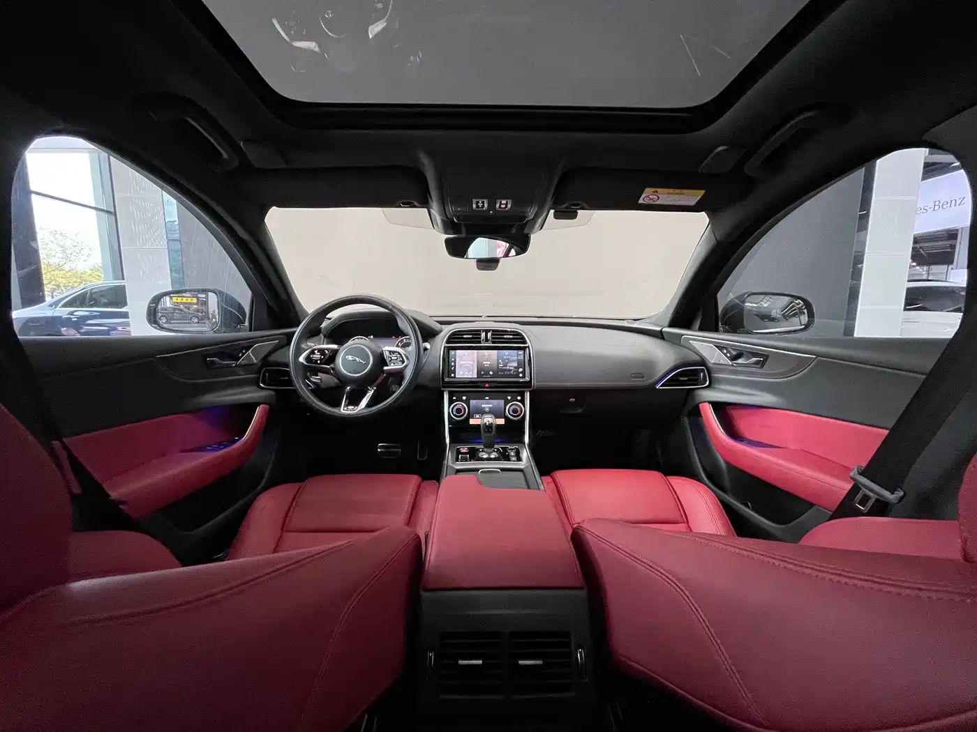 Jaguar XEL 2023 2.0T 250PS R-DYNAMIC S Progressive Sport фото 12