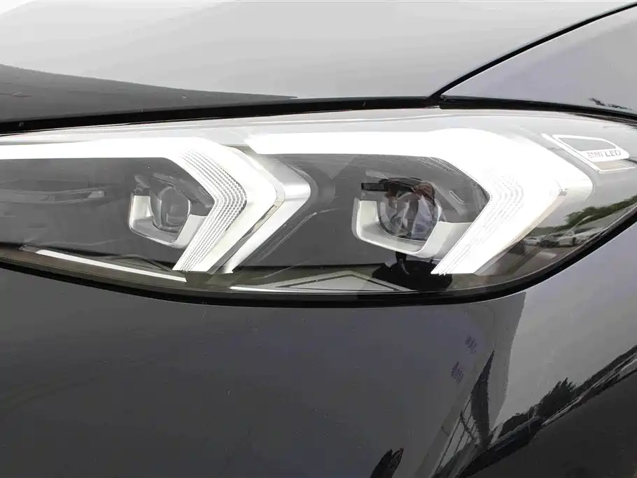 BMW 3 Series 2025 325Li M Sport Package фото 13