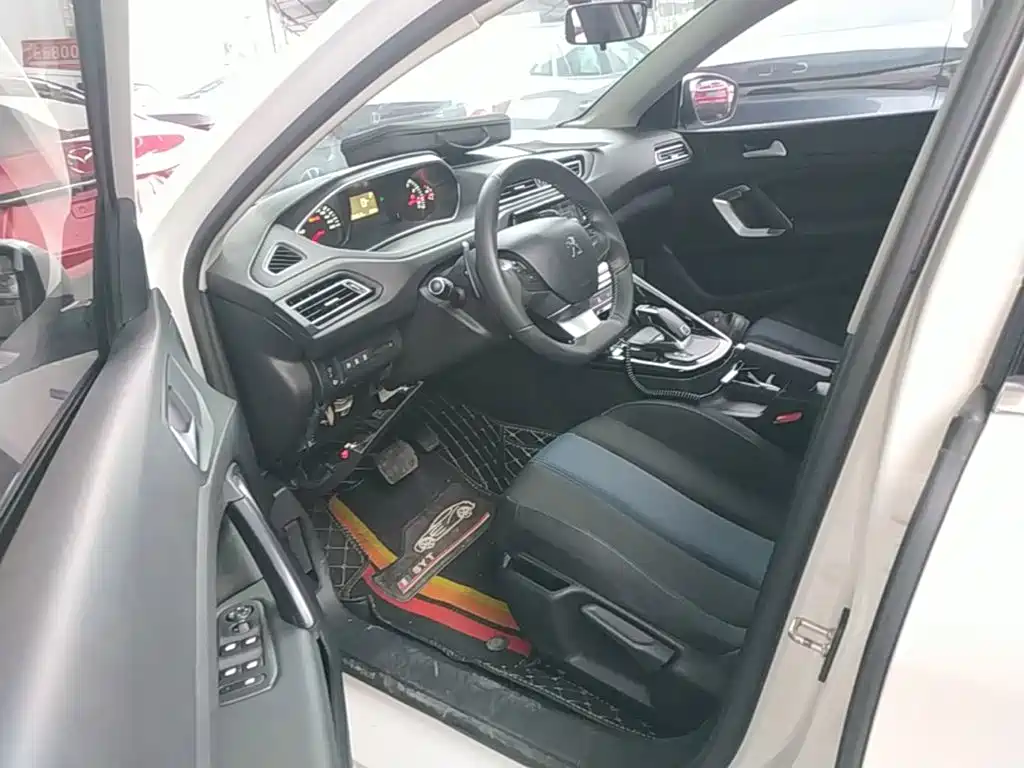 Peugeot 308 2020 2019 230THP Automatic Luxury Edition China VI