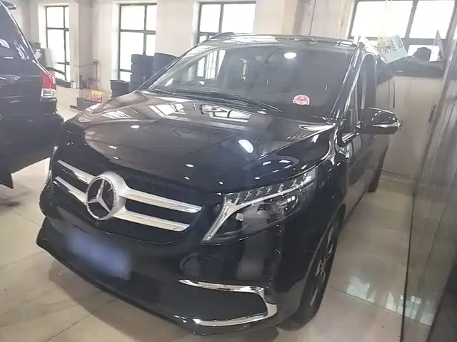 Mercedes-Benz V-Class 2023
