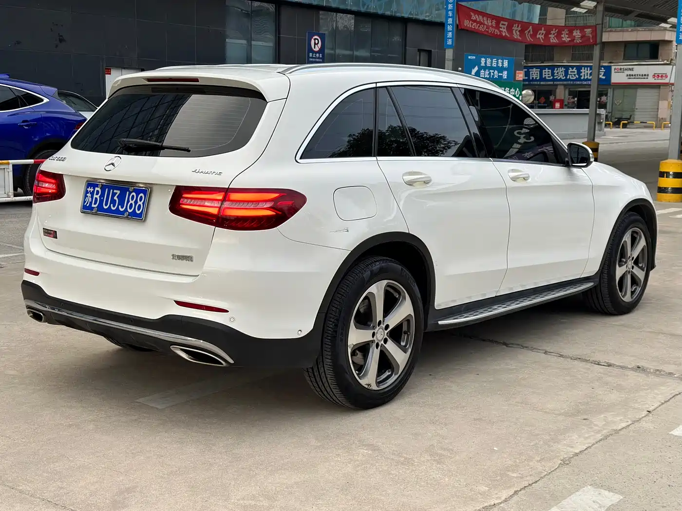 Mercedes-Benz GLC 2017 GLC 300 4MATIC Dynamic фото 5