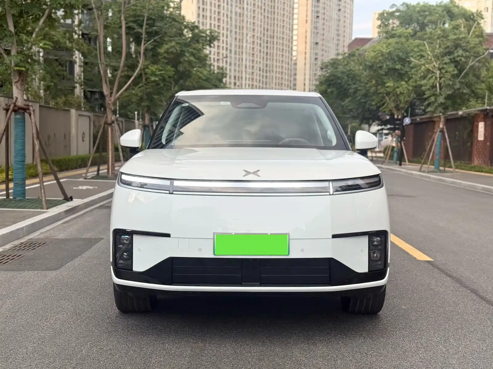 Photo 2 - XPeng G01
