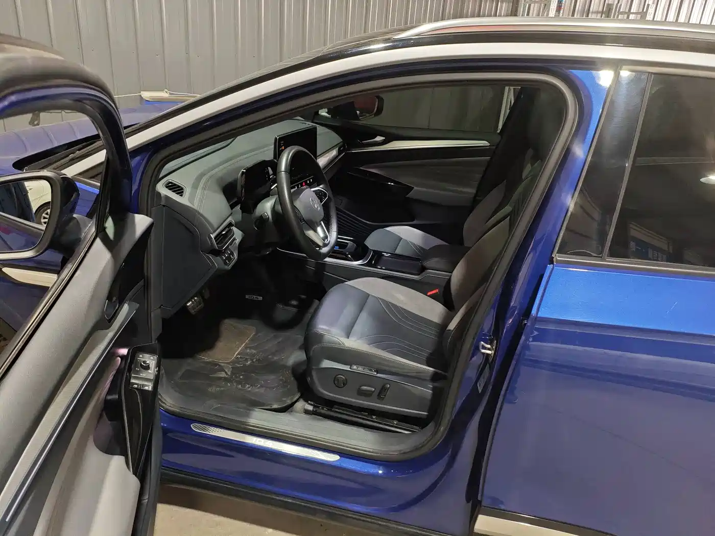 VOLKSWAGEN ID.4 CROZZ