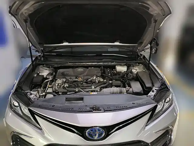 Toyota Camry 2023 Hybrid 2.5HQ Flagship Edition — фото 3