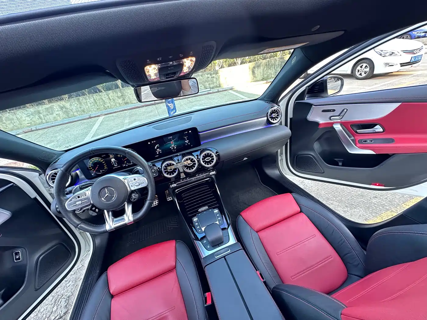 Mercedes-Benz A-Class AMG 2020 AMG A 35 L 4MATIC фото 18