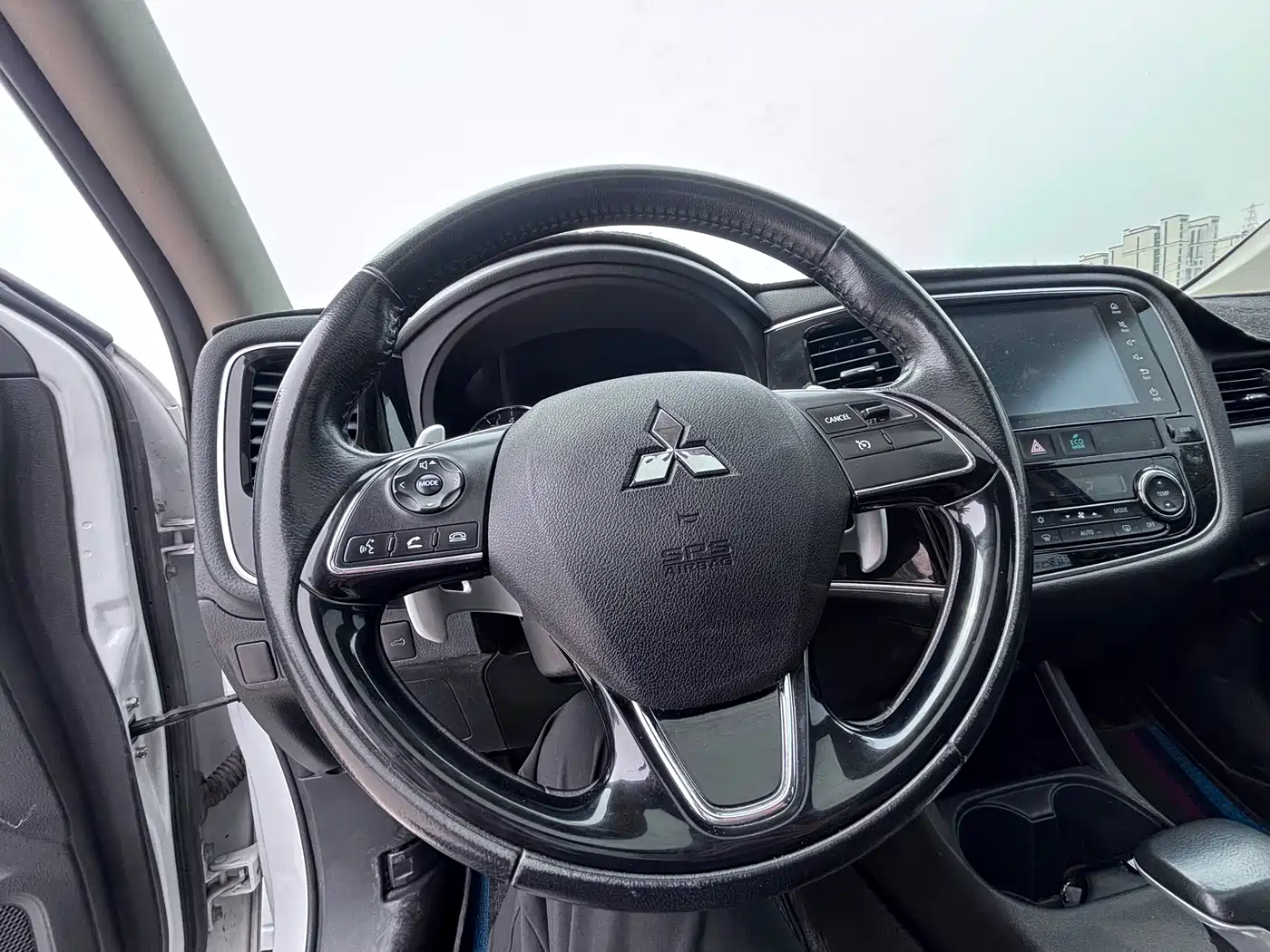 Mitsubishi Outlander 2016 2.4L 4WD Elite Edition 5-seater фото 12