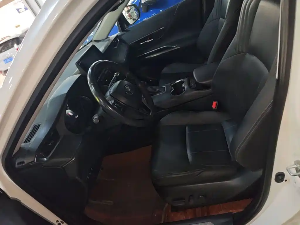 Toyota Lingfang HARRIER 2023 2022 2.0L CVT 2WD Luxury Edition