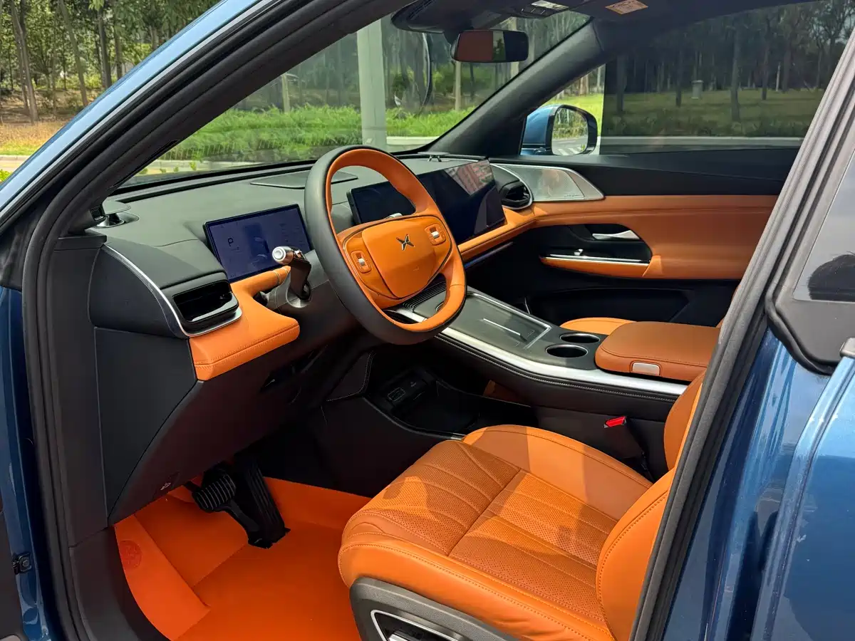XPeng G9 2025 680 Ultra Long Range AWD Max фото 15