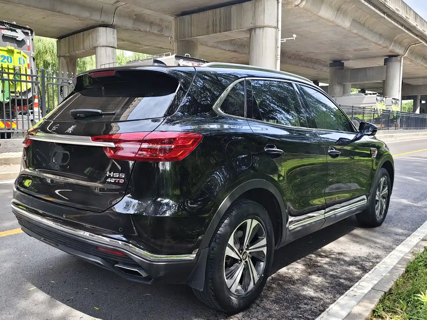 Hongqi HS5 2019 2.0T Smart Connect Enjoy Edition фото 6