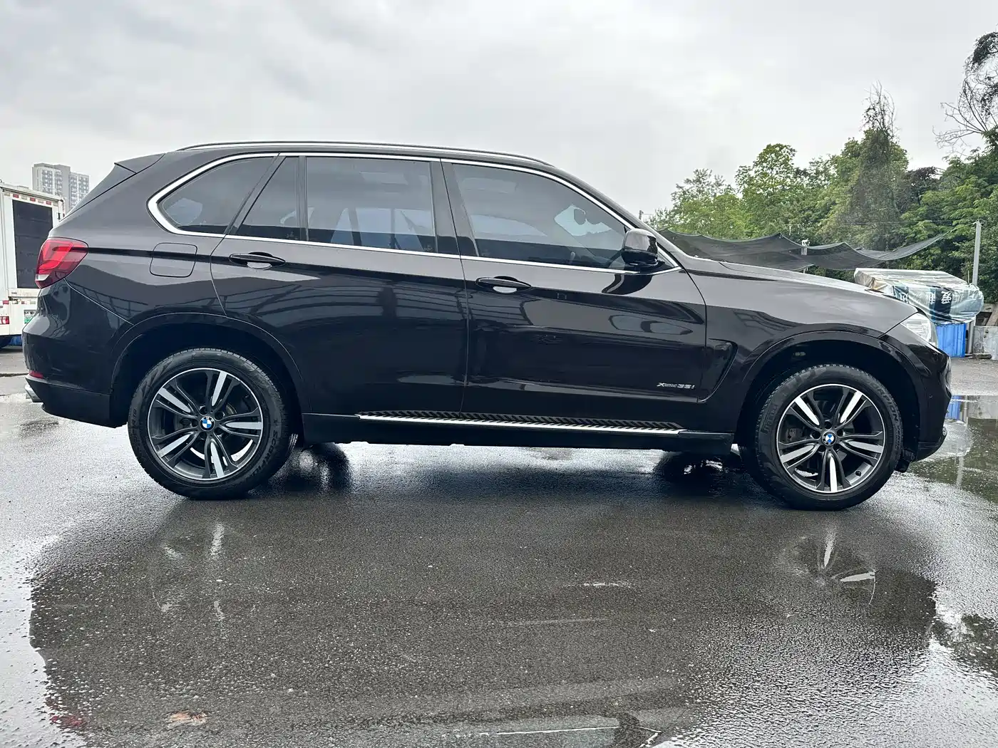 BMW X5 (Import) 2018 xDrive35i Elegant Model фото 14