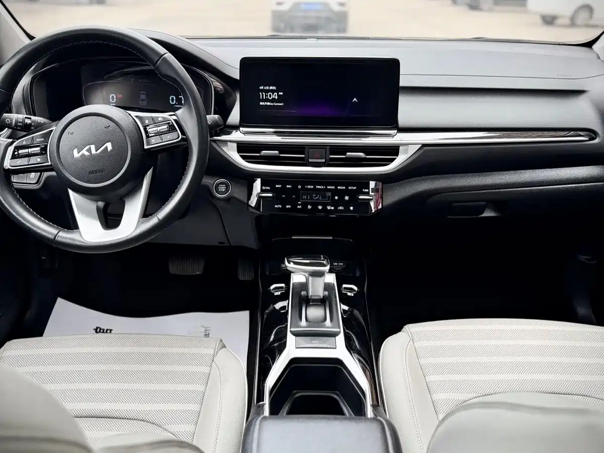 Kia K3 2023 Model 1.5L CVT Luxury Edition фото 19