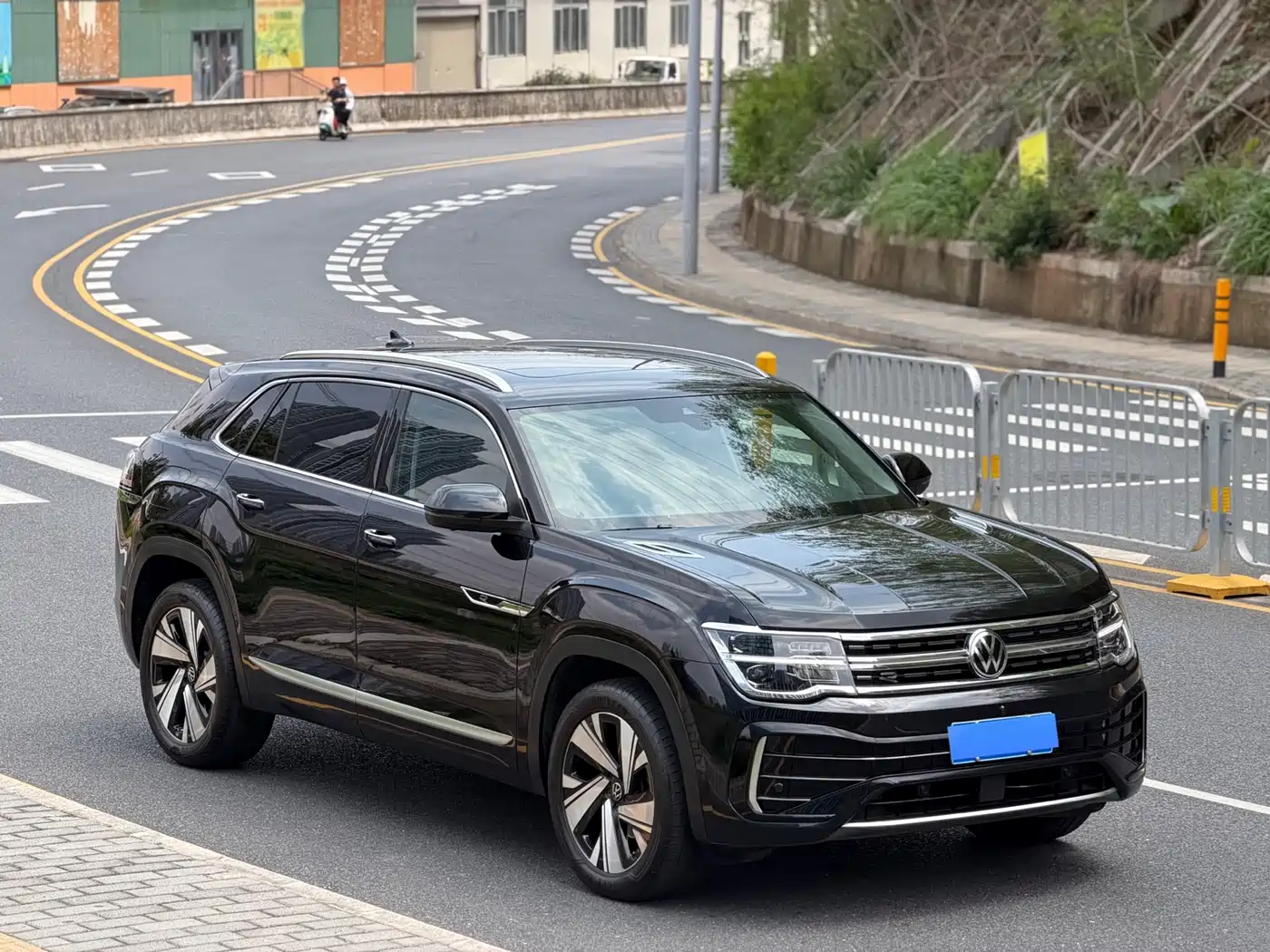 Volkswagen Teramont 2024 Teramont X 380TSI 4WD Premium Luxury Edition фото 3