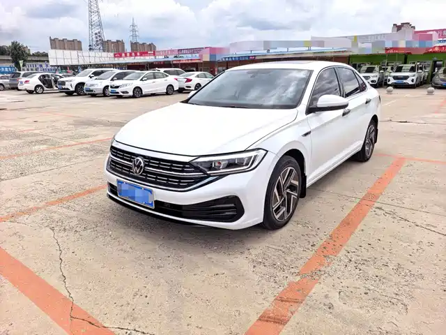 Volkswagen Sagitar 2023
