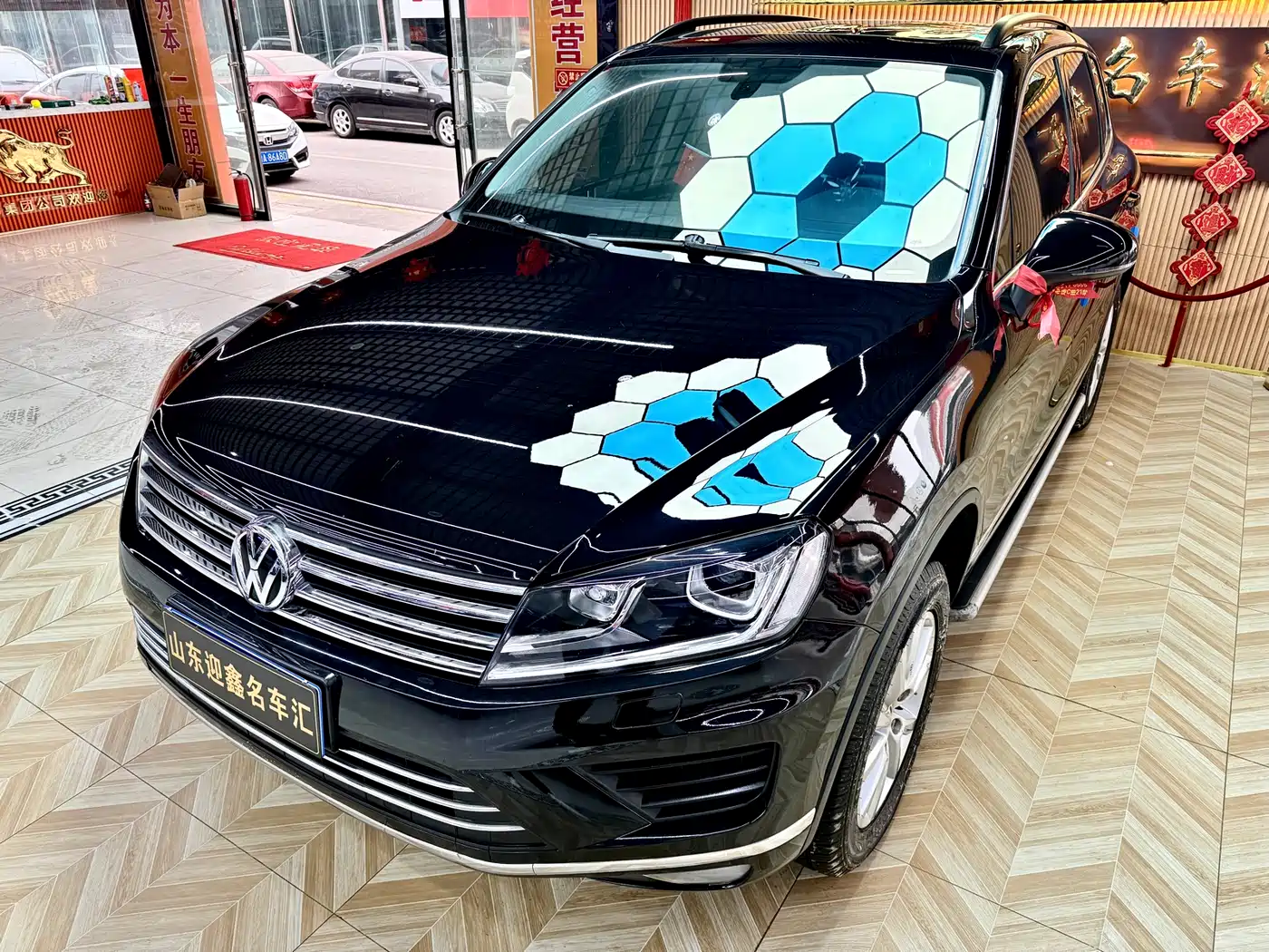 Volkswagen Touareg 2017 3.0TSI Explorer Edition фото 5