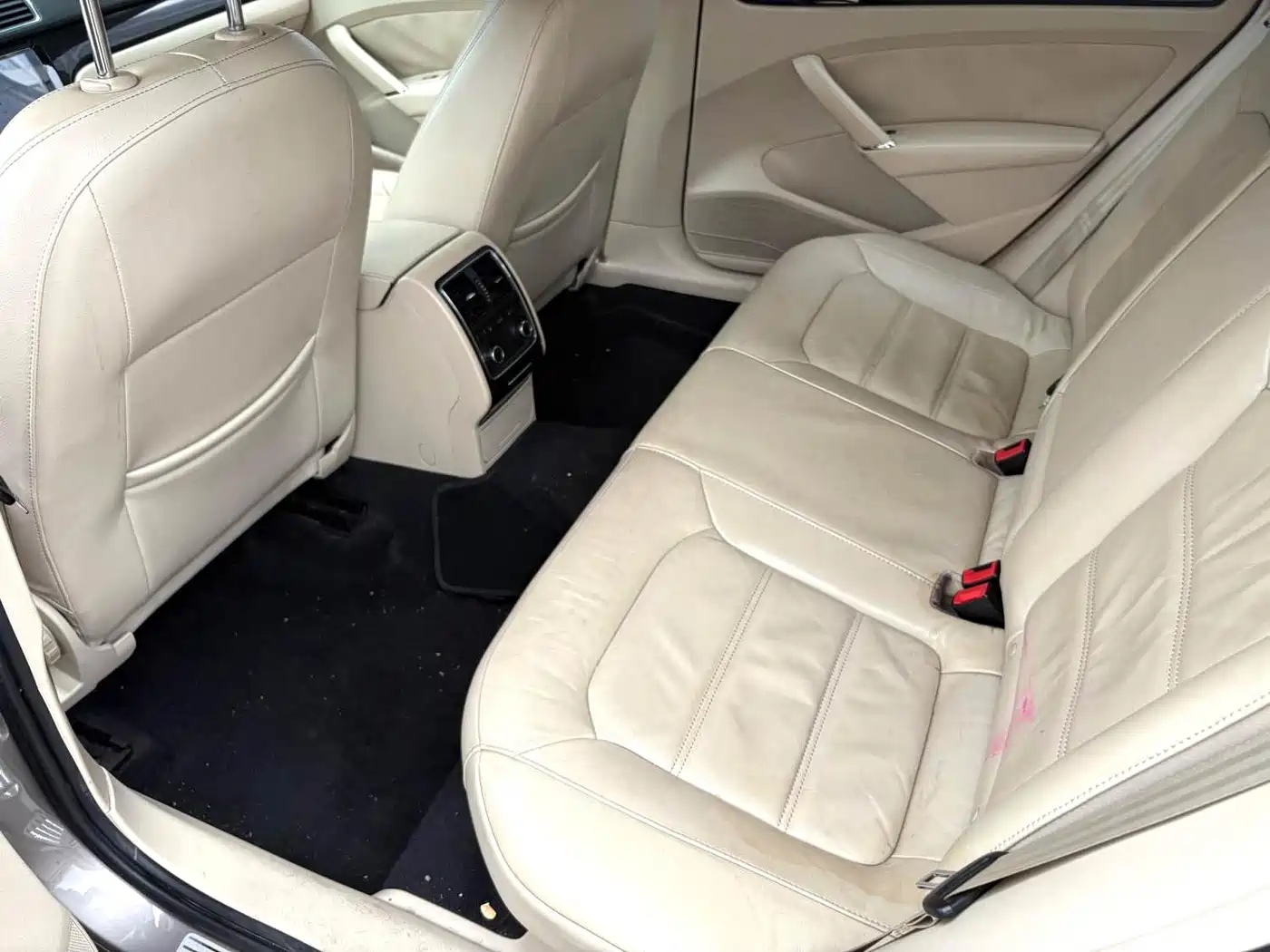 Volkswagen Passat 2013 1.8TSI DSG Zunrong фото 5