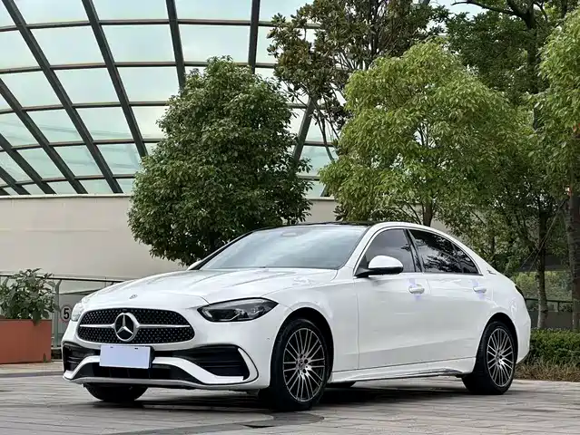 Mercedes-Benz C-Class 2022