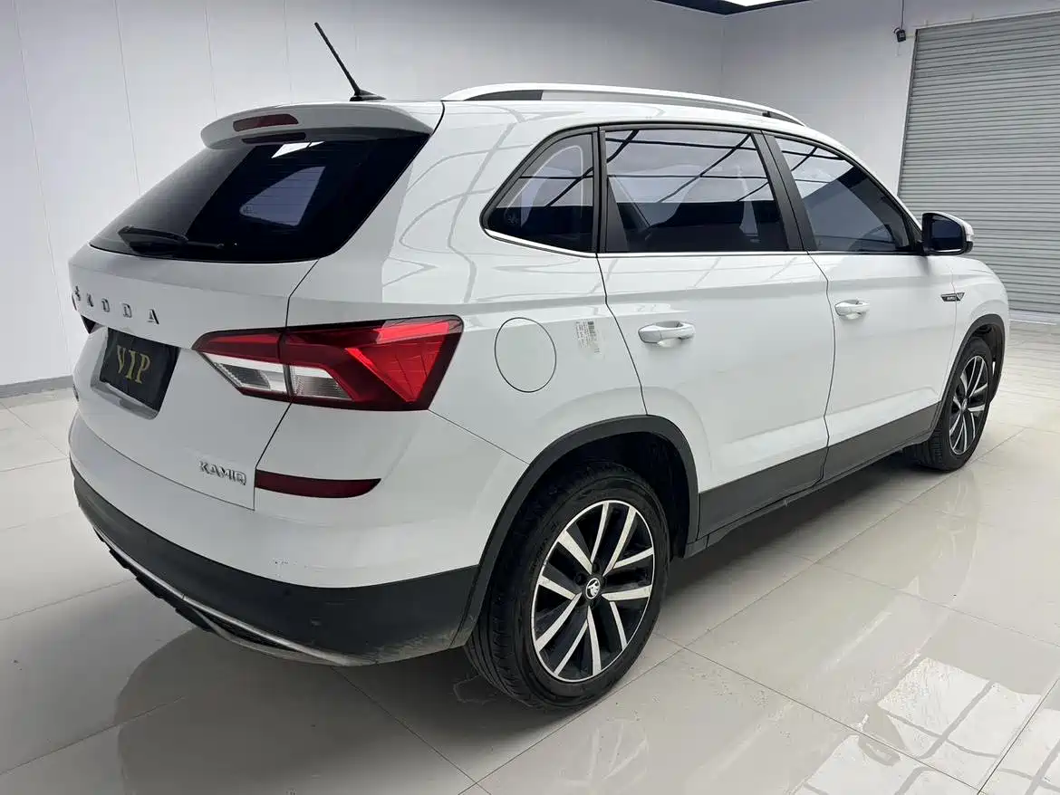Škoda Kamiq 2023 1.5L Auto Comfort Edition фото 10