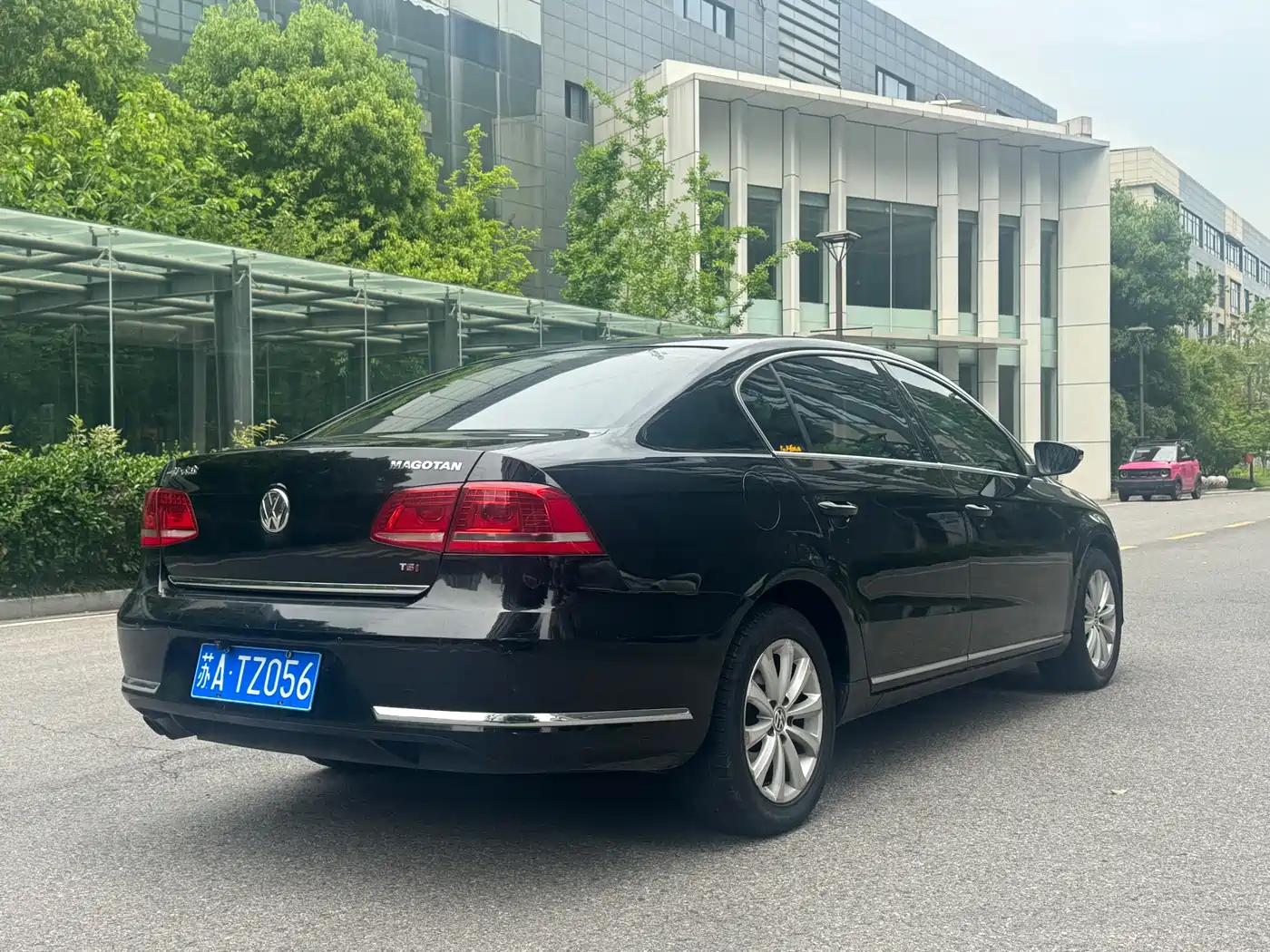 Volkswagen Magotan 2012 Facelift 1.8TSI Luxury фото 6