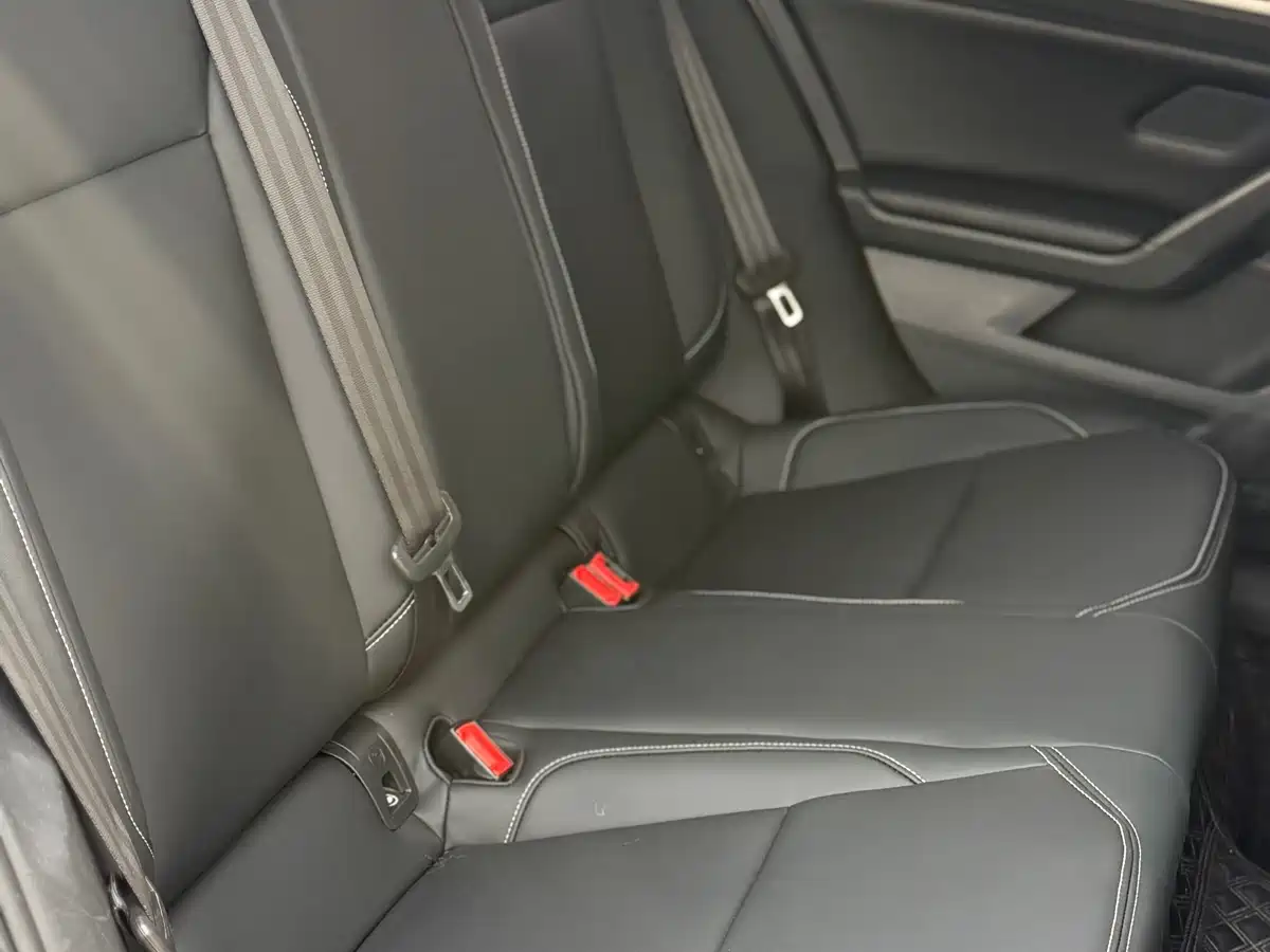 Volkswagen Lamando 2018 230TSI DSG Trend Edition фото 10
