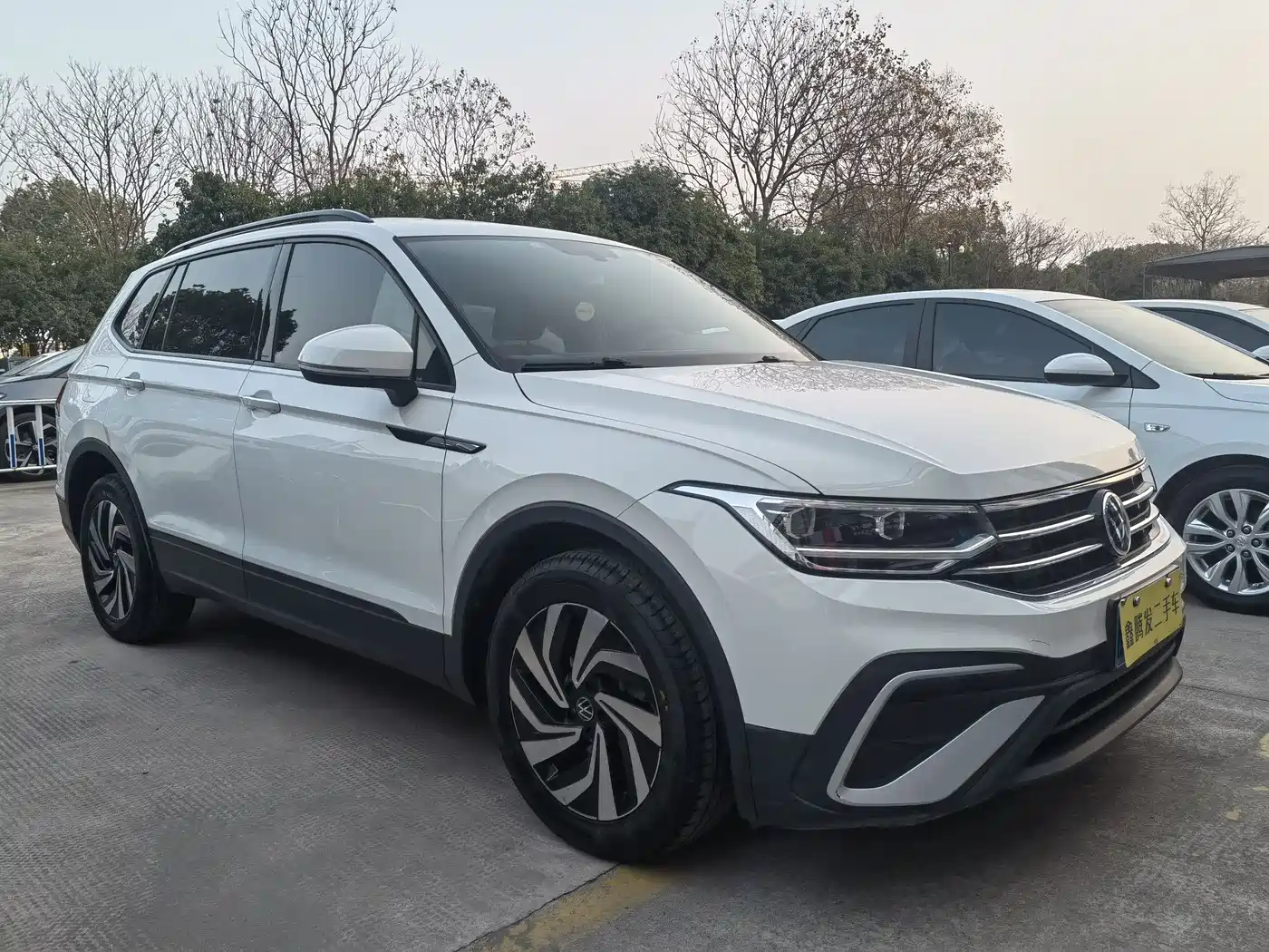 Volkswagen Tiguan L 2022 330TSI Automatic 2WD Comfort Edition фото 3