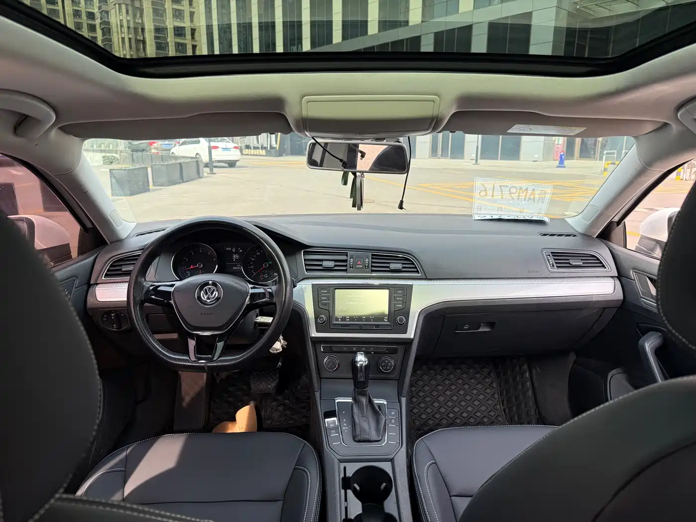 Volkswagen Lamando 2018 230TSI DSG Trend Edition фото 13