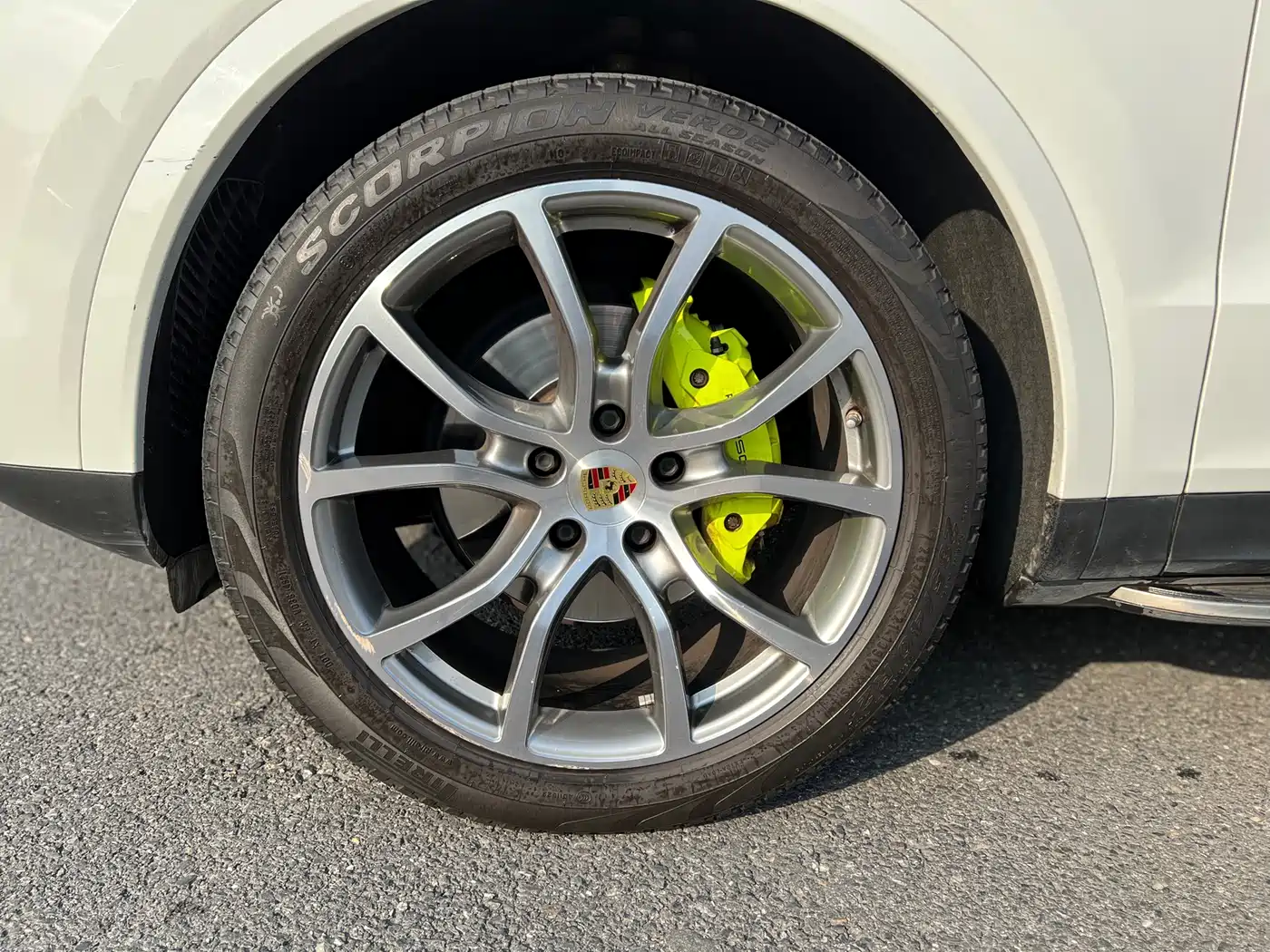 Porsche Cayenne New Energy 2022 Cayenne E-Hybrid 2.0T Platinum Edition фото 22