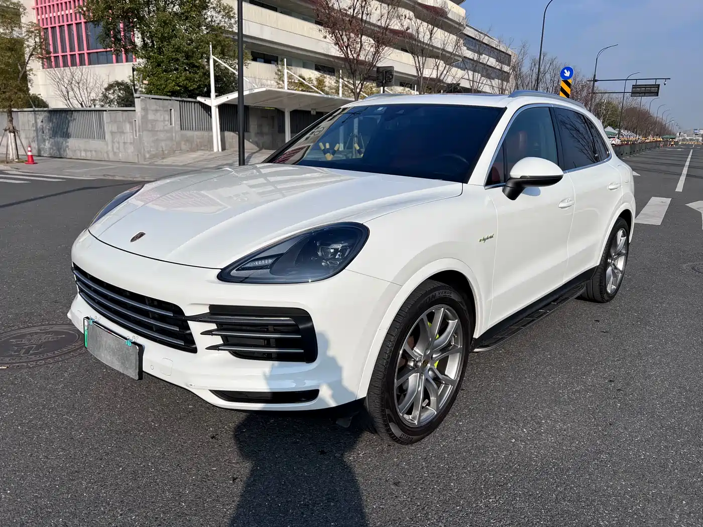Porsche Cayenne New Energy 2022 Cayenne E-Hybrid 2.0T Platinum Edition