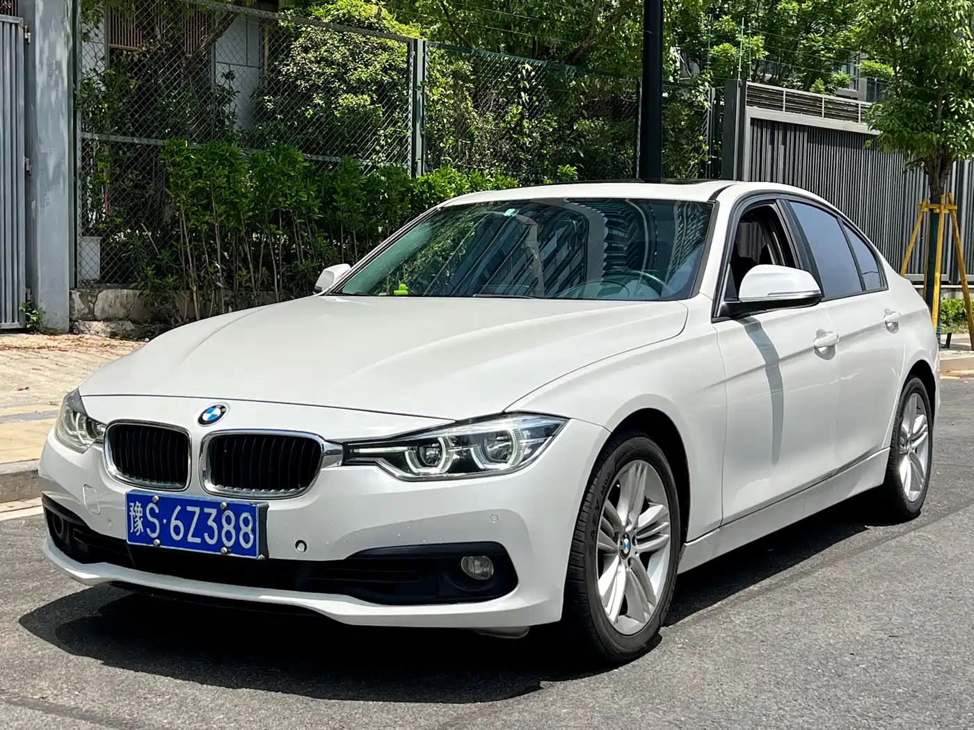 BMW 3 Series 2017 318i Fashion