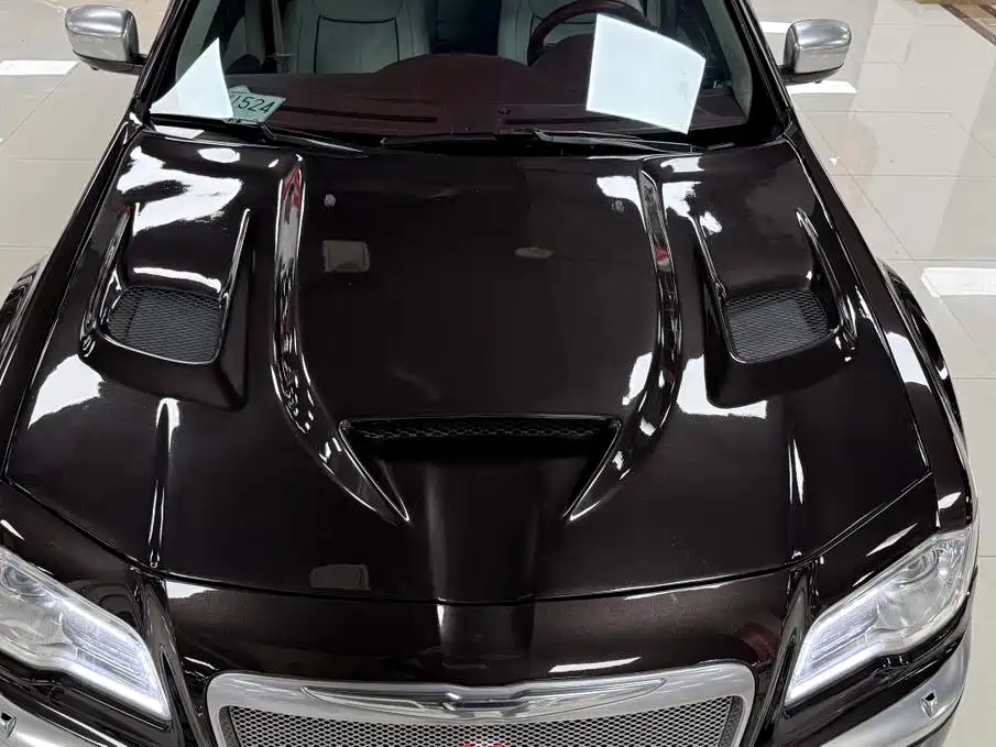 Chrysler 300C (Import) 2013 2013 3.6L Premium Edition