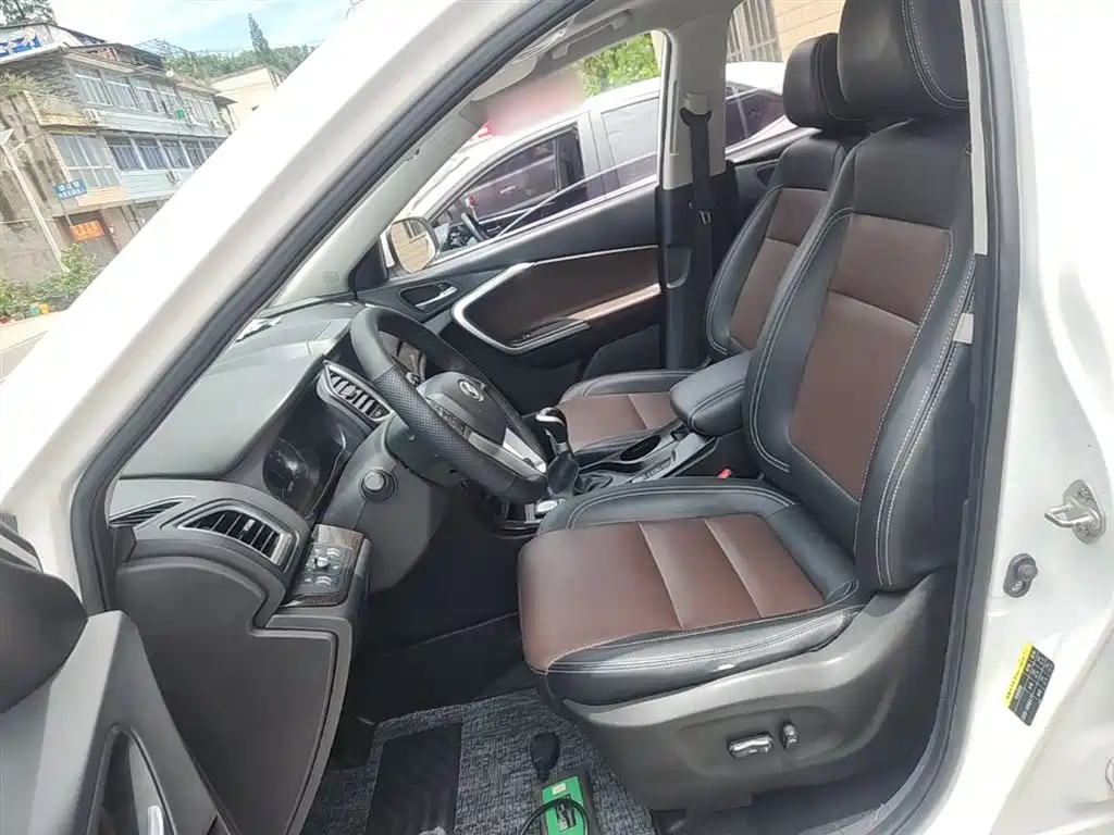 BAIC Huansu S6 2016 2016 1.5T Manual Smart Edition