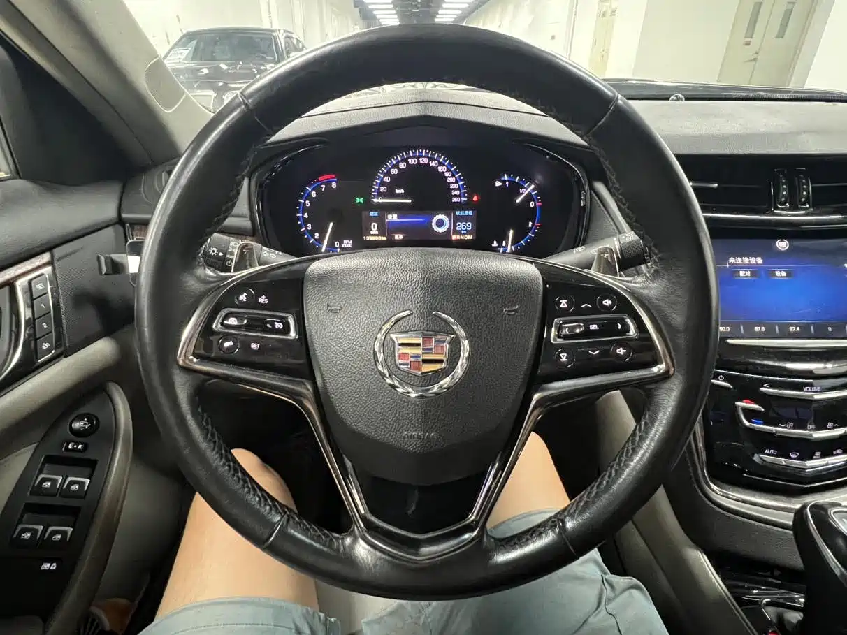 Фото 24 - Cadillac CTS (Import)