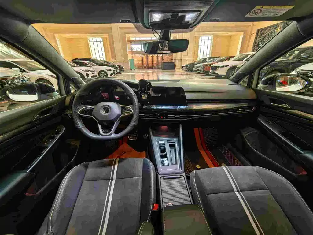 Volkswagen Golf 2023 280TSI DSG R-Line Lite фото 11