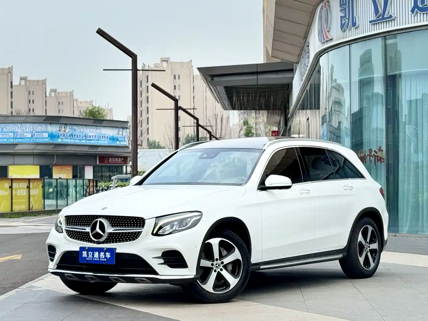  Mercedes-Benz Mercedes-Benz GLC 2019 Facelift GLC 260 L 4MATIC Luxury