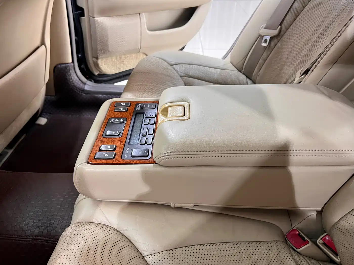 Lexus LS 2005 430 фото 16