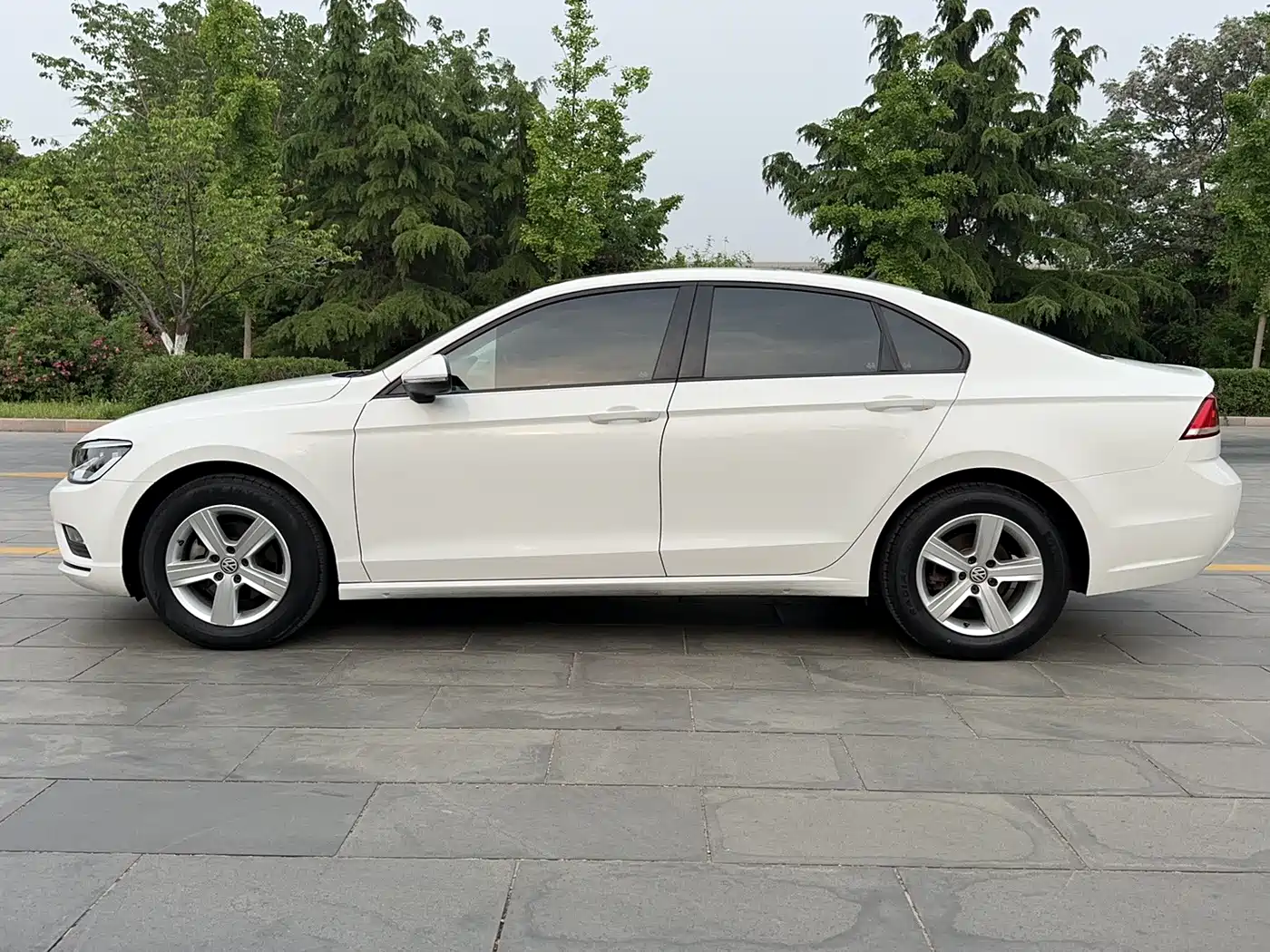 Volkswagen Lamando 2018 230TSI DSG Trend Edition фото 7