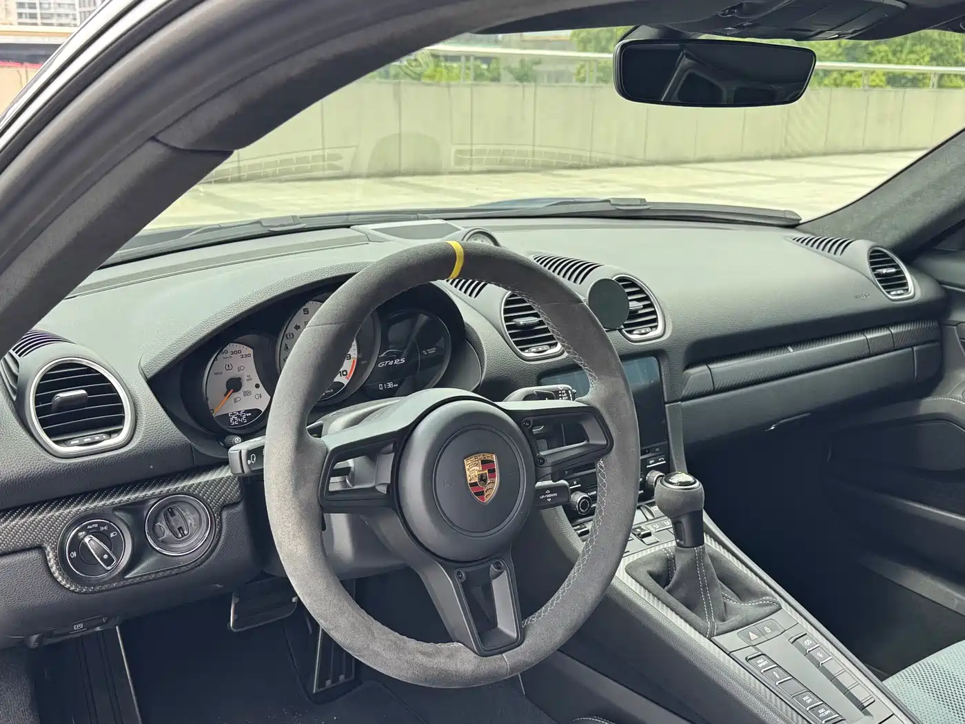 PORSCHE 718