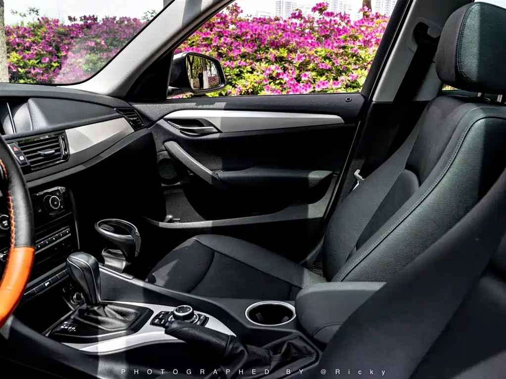 BMW X1 (Import) 2012 sDrive18i Luxury фото 7