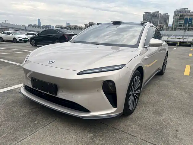 NIO ET5T 2023