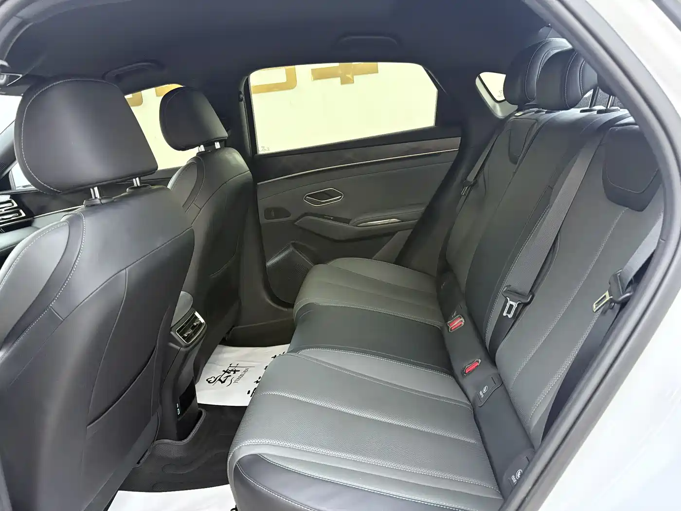 BYD Qin L 2025 DM-i Smart Drive Edition 80KM Leading фото 9