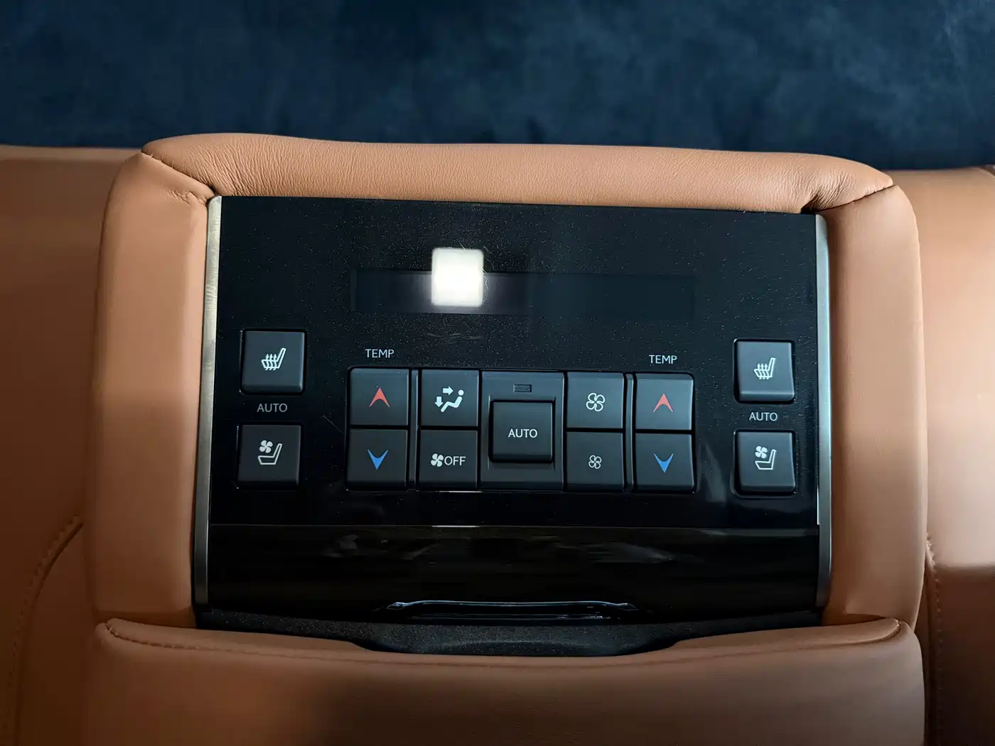 Lexus LX 2017 570 Prestige Luxury фото 12