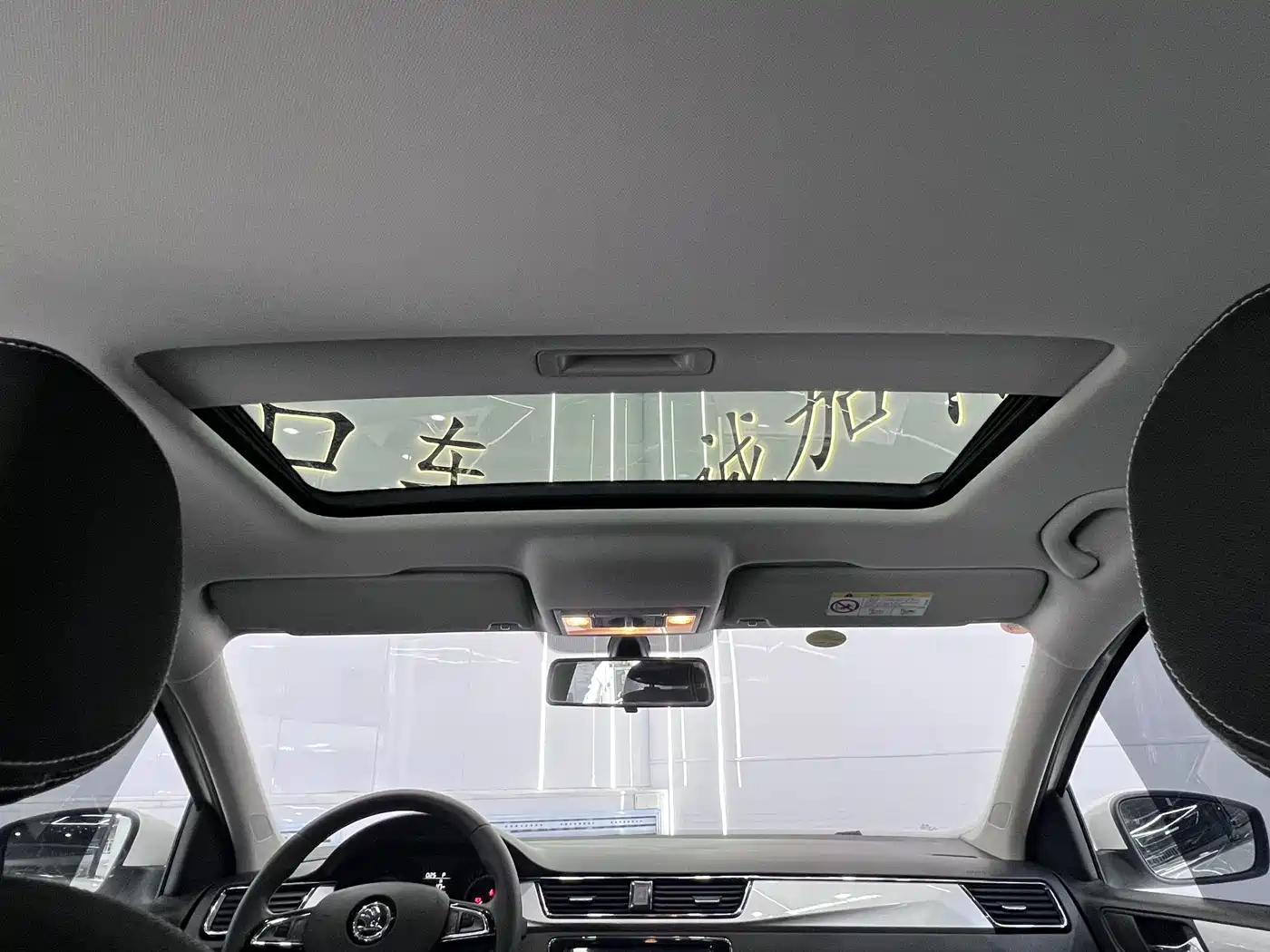 Škoda Rapid 2022 1.5L Automatic Comfort Edition фото 14