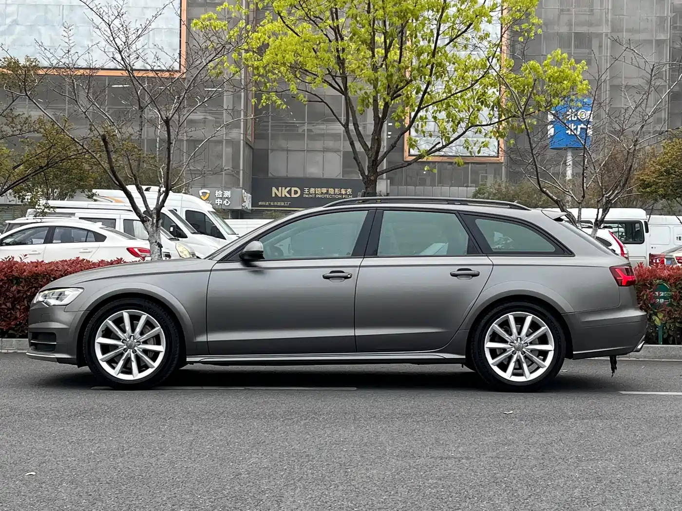 Audi A6 (Import) 2015 3.0T allroad quattro фото 3