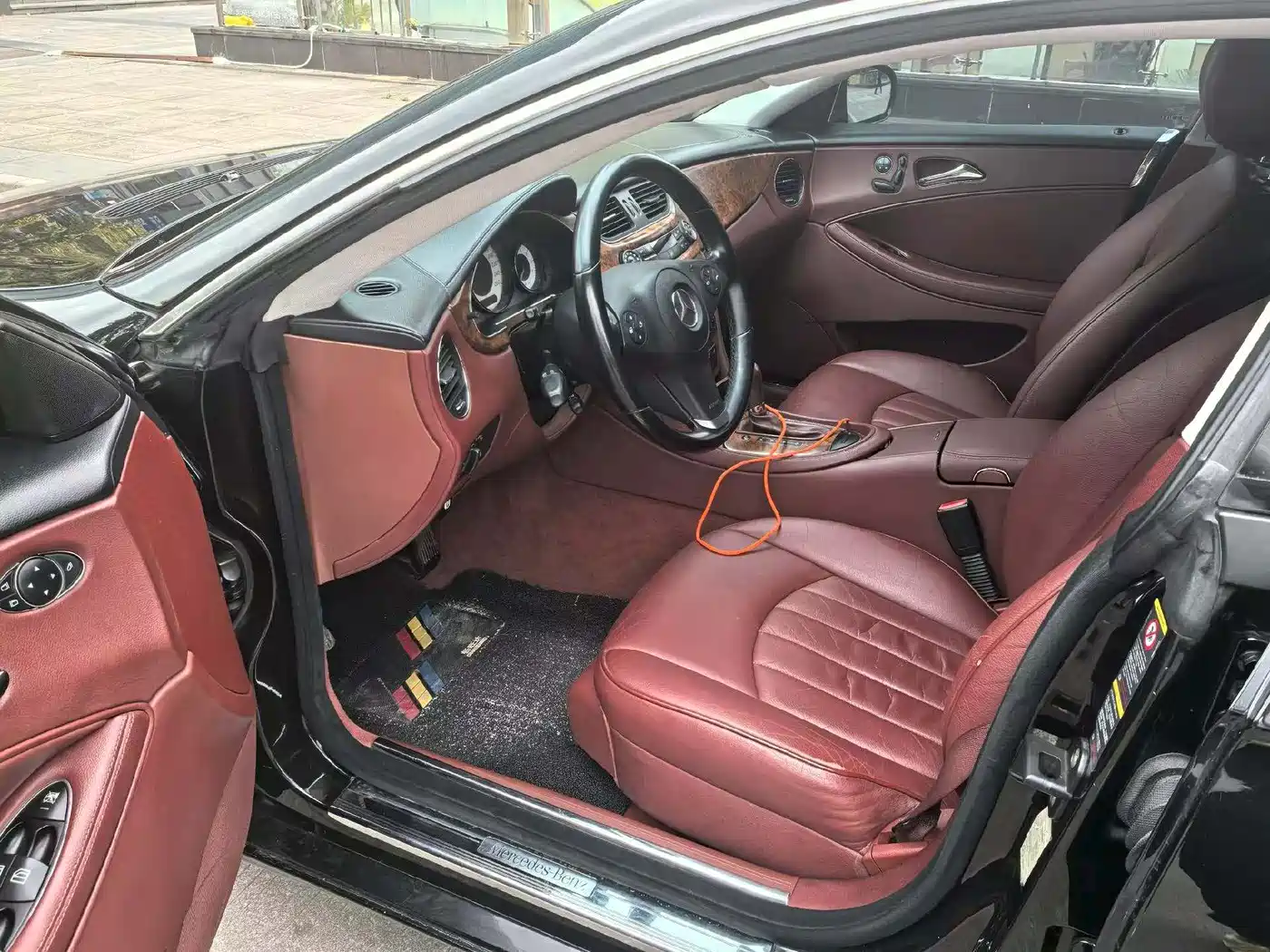 Mercedes-Benz CLS 2009 CLS 300 фото 9
