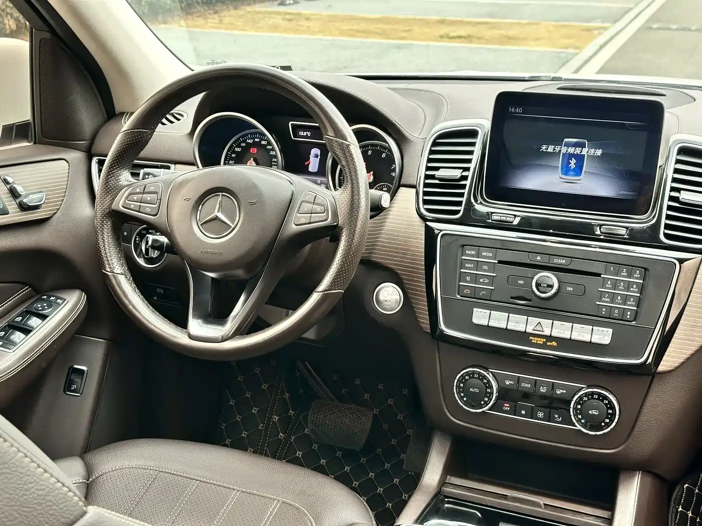 Mercedes-Benz GLE 2017 GLE 320 4MATIC Dynamic фото 12