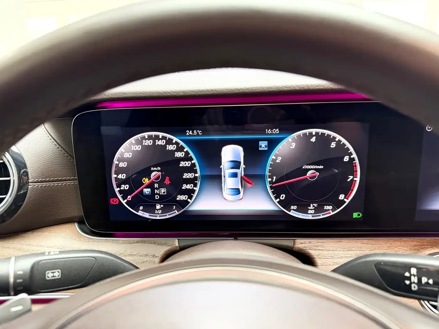 Mercedes-Benz E-Class 2018 E 300 L Luxury фото 13